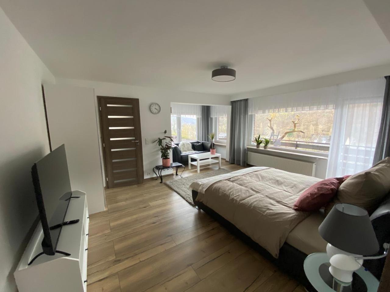 Pension Mit Moselblick Klotten Exterior photo