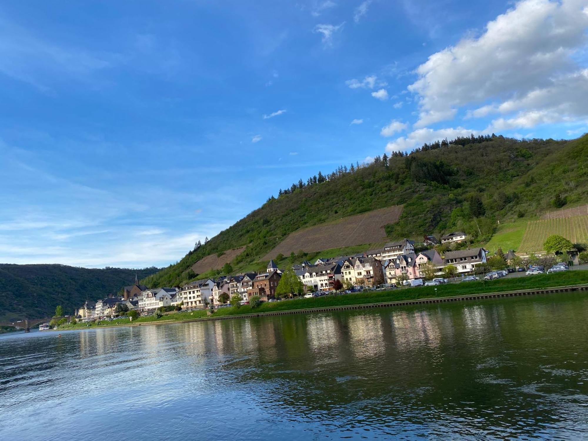 Pension Mit Moselblick Klotten Exterior photo