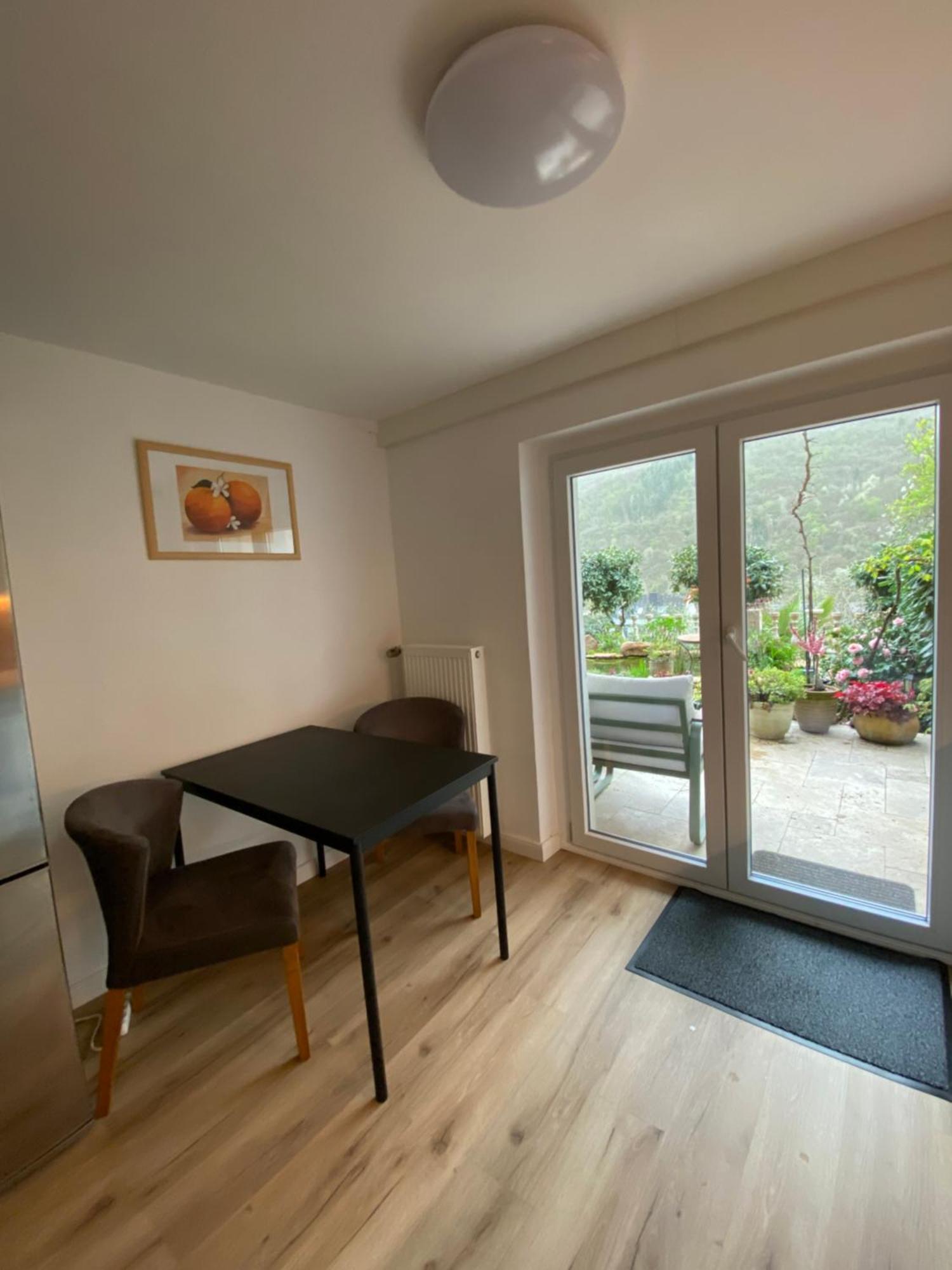 Pension Mit Moselblick Klotten Exterior photo